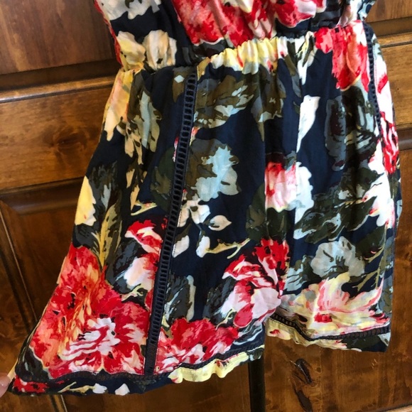 MINKPINK Nothing Like the Wild Romper Sz: SMALL - Picture 6 of 10